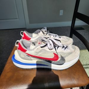 Nike Sacai Vaporwaffle Fuchsia size 13
